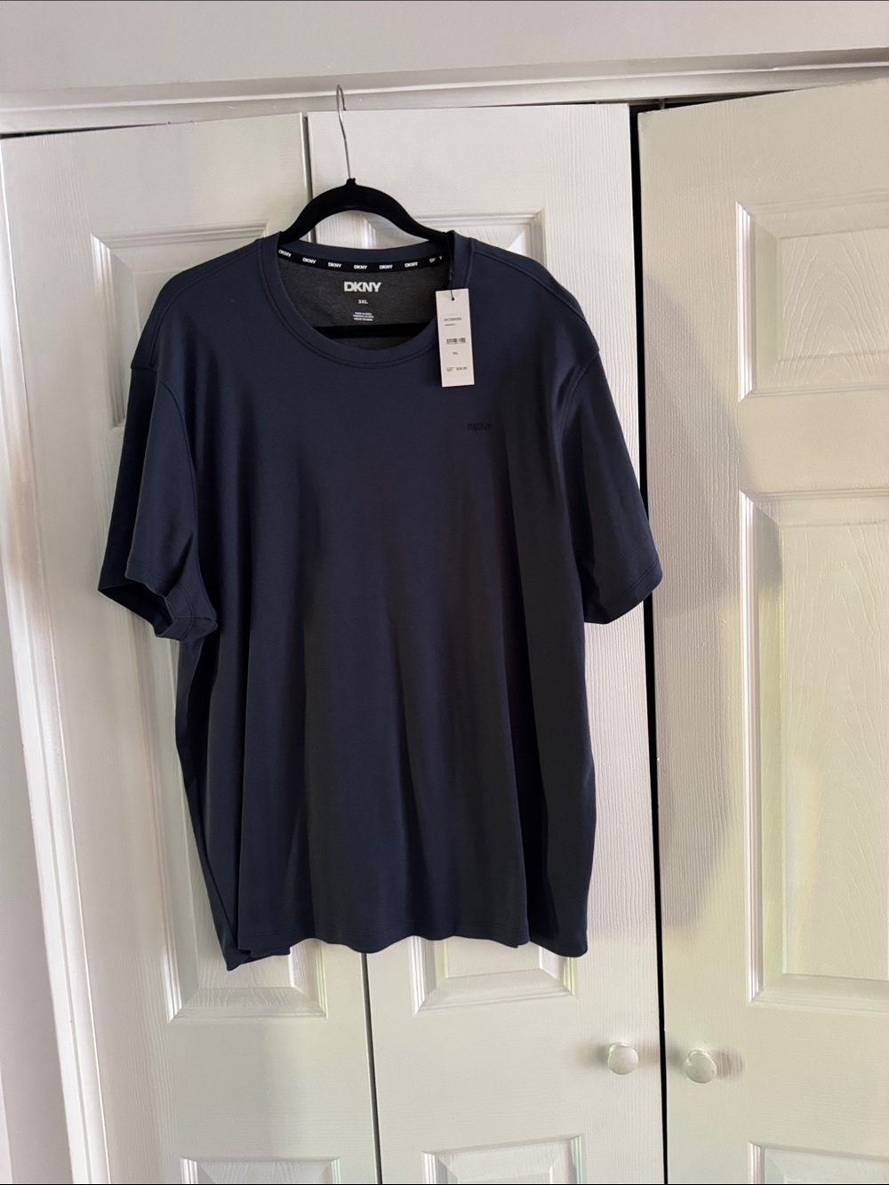 DKNY Men's Dark Navy Short-Sleeve Crew Tee size 3XL